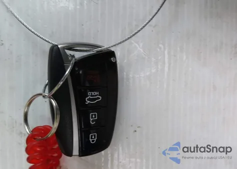 2015 Hyundai Genesis 5.0 z USA, uszkodzony, nr VIN KMHGN4JF3FU074651